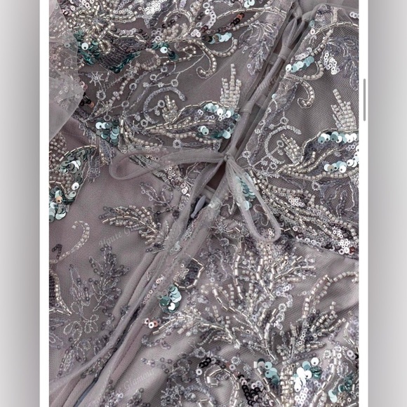 Strapless Grey gown - Picture 6 of 9